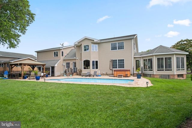12944 SHOAL DR, Ocean City, MD 21842