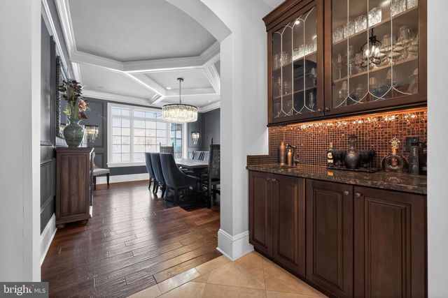 31 BARRY RD, Lambertville, NJ 08530