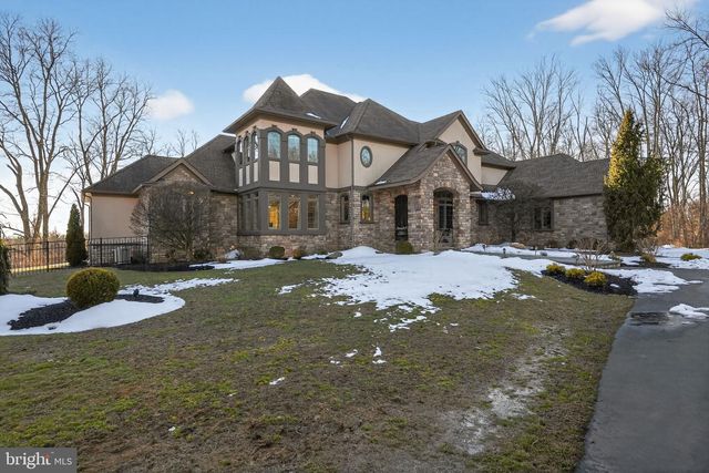 31 BARRY RD, Lambertville, NJ 08530