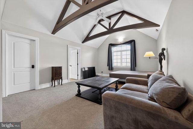 31 BARRY RD, Lambertville, NJ 08530