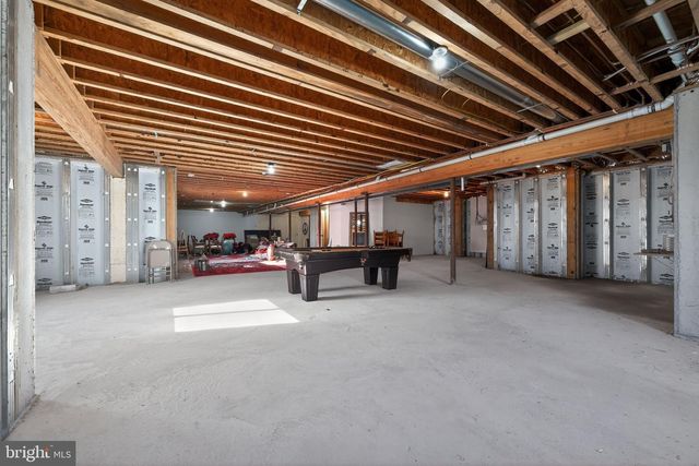 31 BARRY RD, Lambertville, NJ 08530