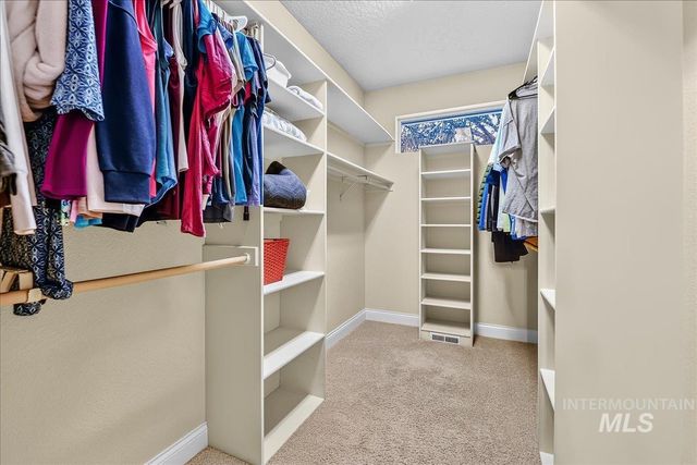1714 Melrose Ave, Nampa, ID 83686