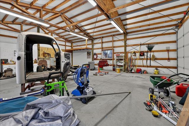 1714 Melrose Ave, Nampa, ID 83686