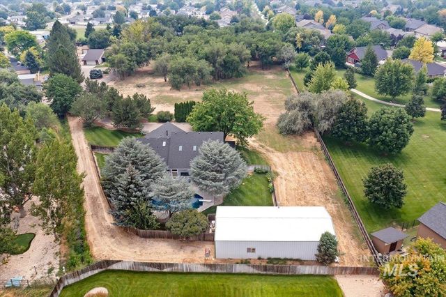 1714 Melrose Ave, Nampa, ID 83686