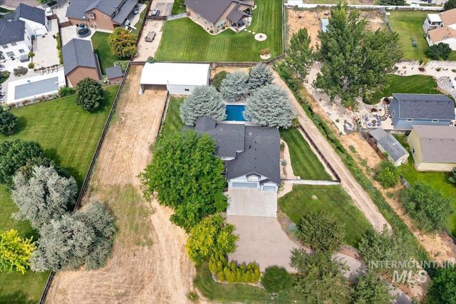 1714 Melrose Ave, Nampa, ID 83686