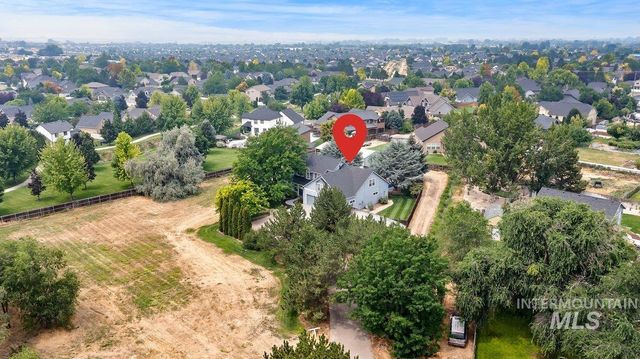 1714 Melrose Ave, Nampa, ID 83686