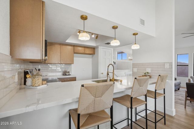 547 N MAPLE Street, Chandler, AZ 85226