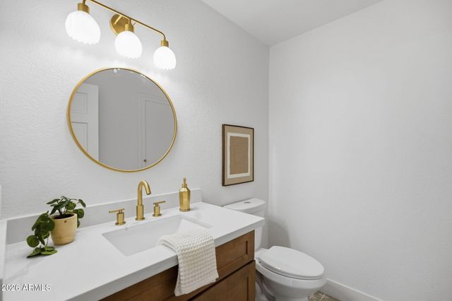 547 N MAPLE Street, Chandler, AZ 85226