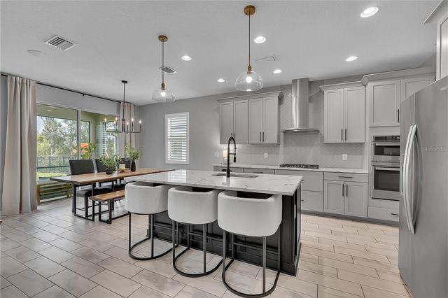 16942 SAVORY MIST CIRCLE, Bradenton, FL 34211