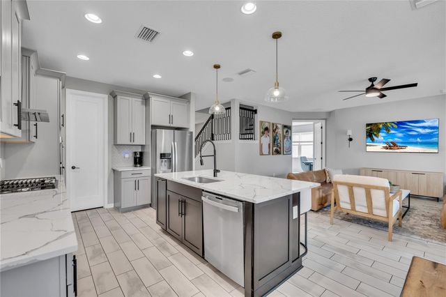16942 SAVORY MIST CIRCLE, Bradenton, FL 34211