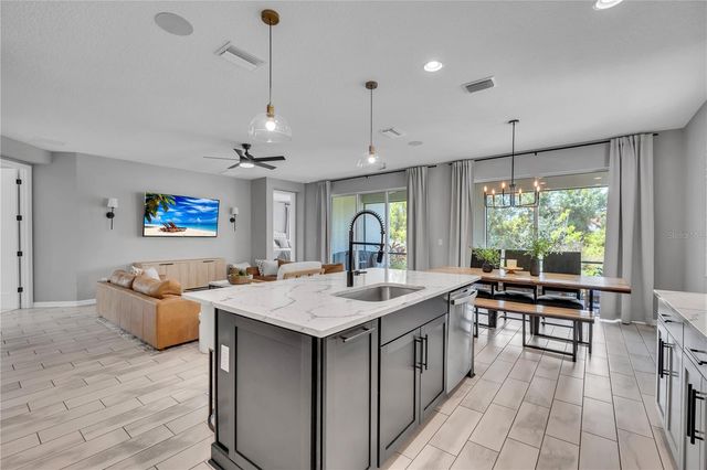 16942 SAVORY MIST CIRCLE, Bradenton, FL 34211