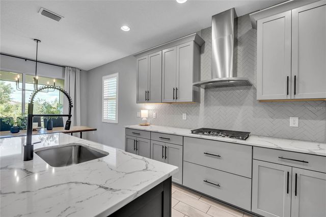 16942 SAVORY MIST CIRCLE, Bradenton, FL 34211