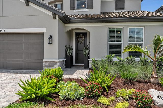 16942 SAVORY MIST CIRCLE, Bradenton, FL 34211