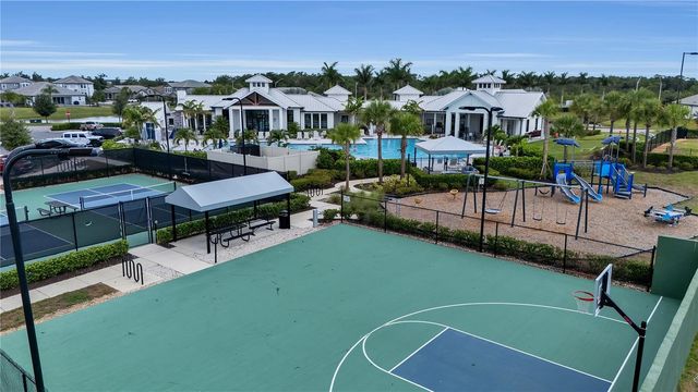 16942 SAVORY MIST CIRCLE, Bradenton, FL 34211