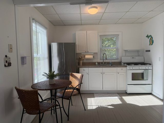 2148 N Lakeshore Drive, Hamlin Twp, MI 49431