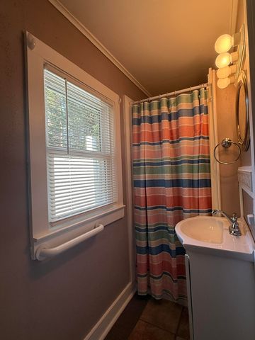 2148 N Lakeshore Drive, Hamlin Twp, MI 49431
