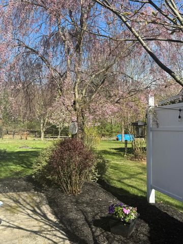 2148 N Lakeshore Drive, Hamlin Twp, MI 49431