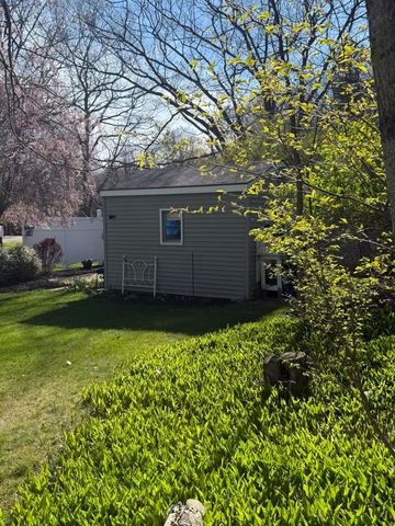 2148 N Lakeshore Drive, Hamlin Twp, MI 49431