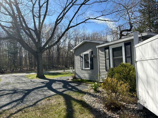 2148 N Lakeshore Drive, Hamlin Twp, MI 49431