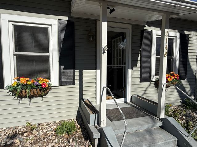 2148 N Lakeshore Drive, Hamlin Twp, MI 49431