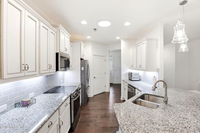 2412 Meridian Road NE, Leland, NC 28451