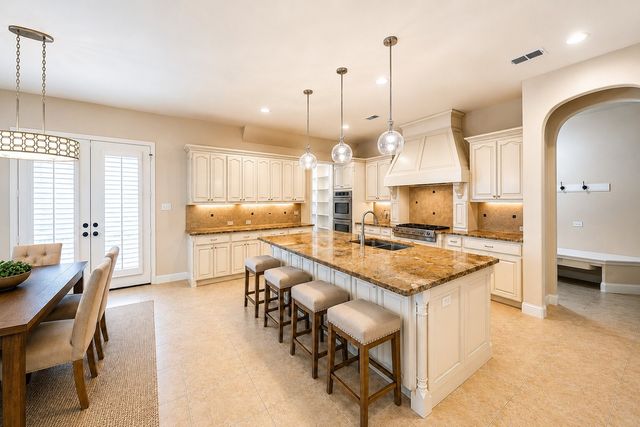 812 Cross Timbers Drive, Keller, TX 76248