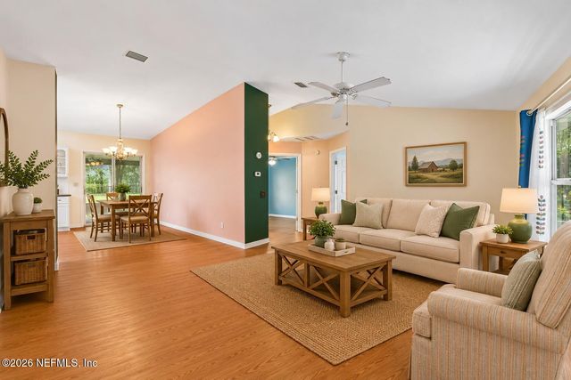 381 SE 57TH Street, Keystone Heights, FL 32656