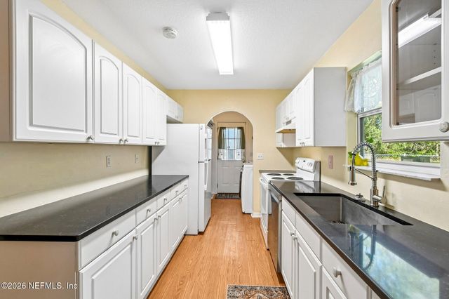 381 SE 57TH Street, Keystone Heights, FL 32656