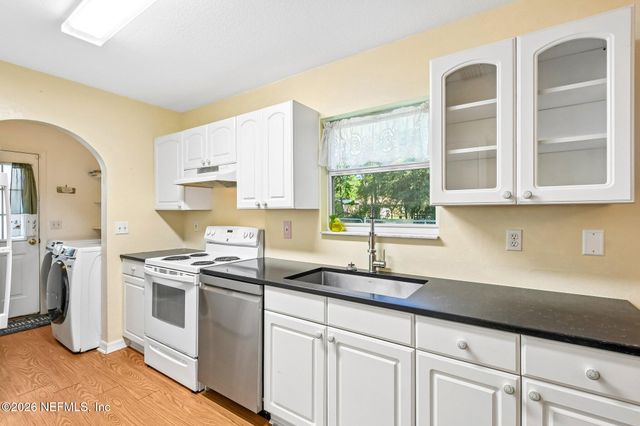 381 SE 57TH Street, Keystone Heights, FL 32656