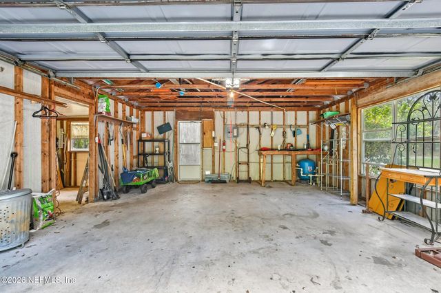381 SE 57TH Street, Keystone Heights, FL 32656