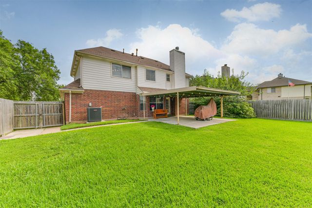 1413 26th Avenue N, Texas City, TX 77590