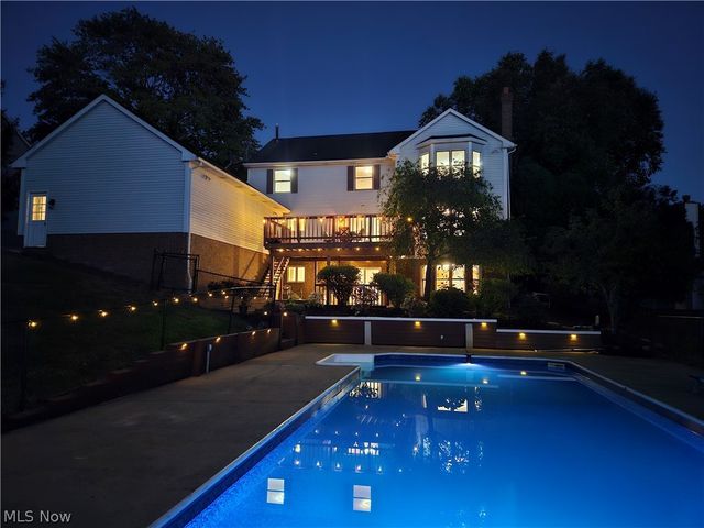 111 Waverly Lane, Chagrin Falls, OH 44022