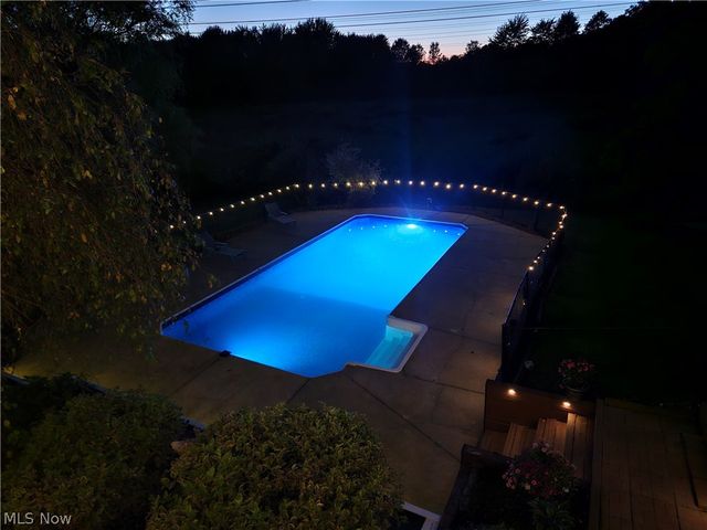 111 Waverly Lane, Chagrin Falls, OH 44022