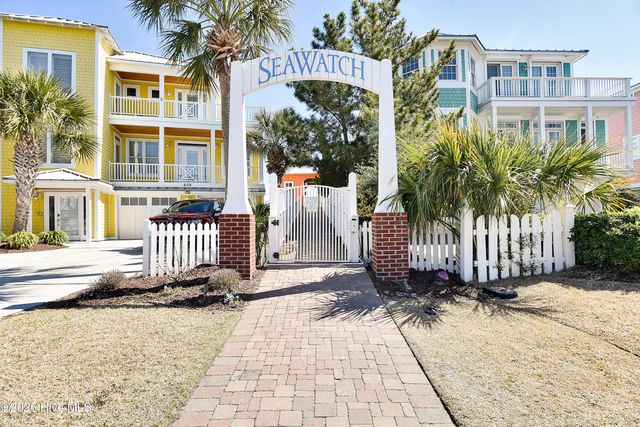 509 Seahorse Place, Kure Beach, NC 28449