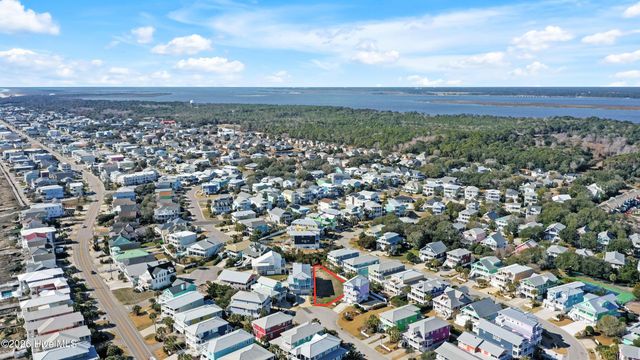 509 Seahorse Place, Kure Beach, NC 28449