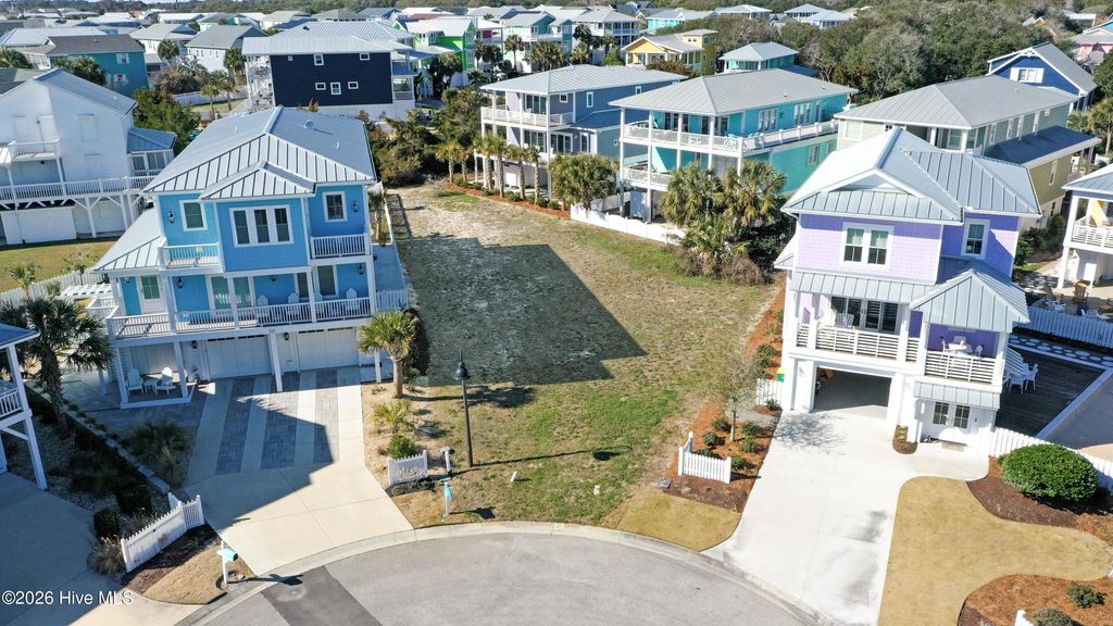 509 Seahorse Place, Kure Beach, NC 28449