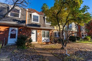 4311 ELLIOT CT, Woodbridge, VA 22193