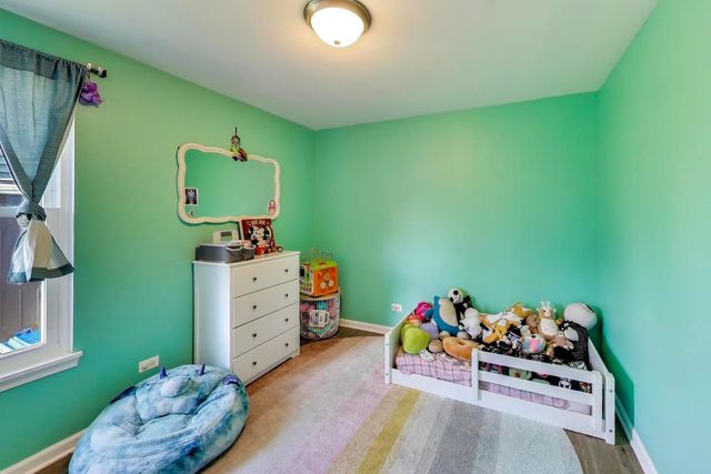 222 Harrison Street, Carpentersville, IL 60110