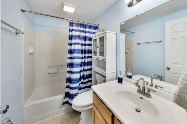 222 Harrison Street, Carpentersville, IL 60110