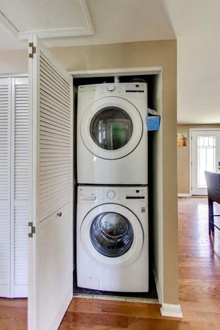 222 Harrison Street, Carpentersville, IL 60110