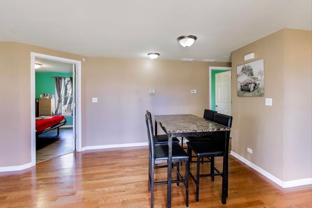 222 Harrison Street, Carpentersville, IL 60110