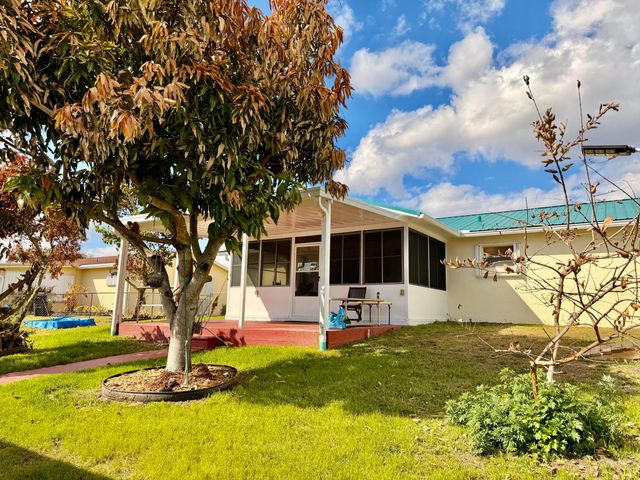 1926 SE 31st Street, Okeechobee, FL 34974