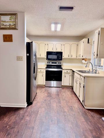 1926 SE 31st Street, Okeechobee, FL 34974