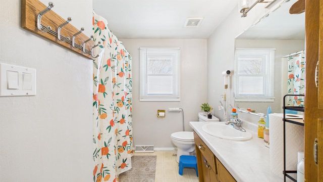 505 WESTPLAIN DRIVE, Green Bay, WI 54303