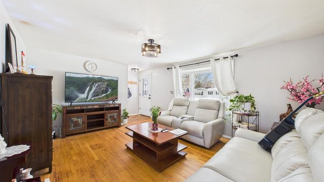 505 WESTPLAIN DRIVE, Green Bay, WI 54303