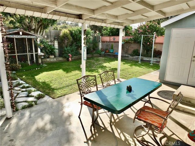 7050 Schroll, Lakewood, CA 90713