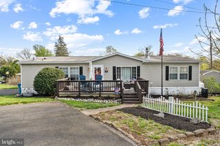 2 SKYVIEW DR, Quakertown, PA 18951