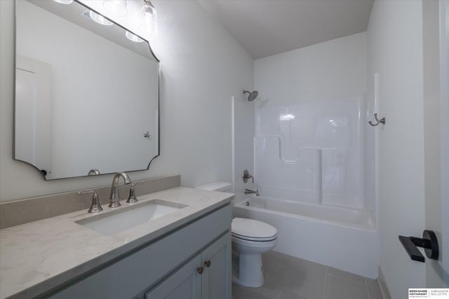 4505 N 213th Street, Omaha, NE 68022