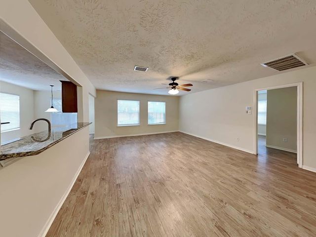 8619 Discus Drive, Humble, TX 77346