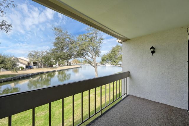 12100 Melville Drive 6, Montgomery, TX 77356